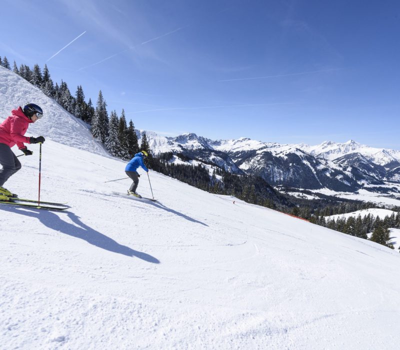 Skifahren im 'schönsten Hochtal Europas' - Tannheimer Tal